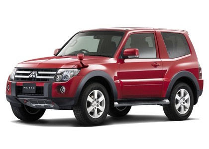 Коврики на Mitsubishi Pajero IV 2006 - 2021 в Мытищах