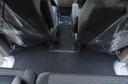 Ворсовые коврики на Toyota Voxy (R60) 2001 - 2007 в Мытищах