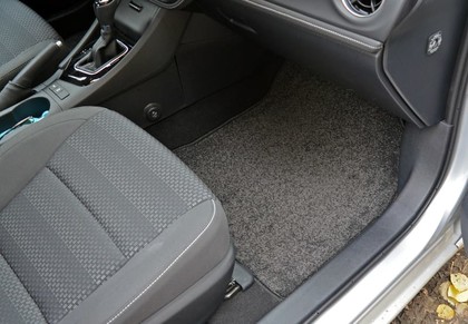 Коврики на Toyota Corolla (E18) 2012 - 2019 в Мытищах