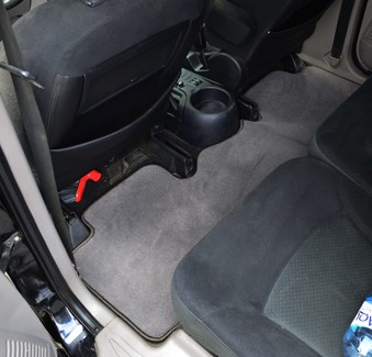 Коврики на Mitsubishi Grandis 2003 - 2009 в Мытищах