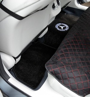 Коврики на Mercedes C (W205) 2014 - 2023 в Мытищах