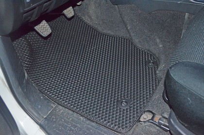 Ворсовые коврики на Toyota Hilux VII 2008 - 2015 в Мытищах