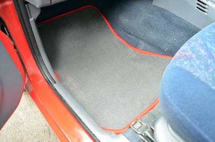 Ворсовые коврики на Toyota Cami 1999 - 2006 в Мытищах