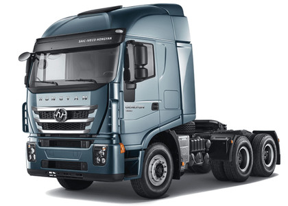 Ворсовые коврики на Hongyan SAIC-IVECO Genlyon кабина C500 2023 - 2025 в Мытищах