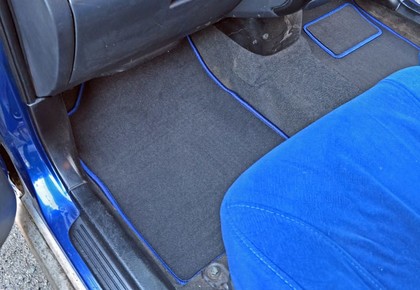 Коврики на Toyota Bb I 2000 - 2005 в Мытищах