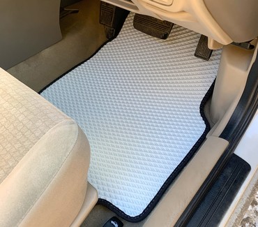 Ворсовые коврики на Nissan Sunny (B15) 1998 - 2004 в Мытищах