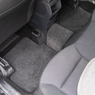 Коврики на Mercedes GLA (X156) 2014 - 2020 в Мытищах