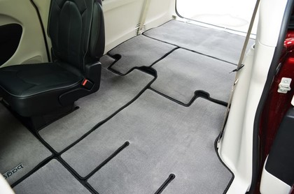 Коврики на Chrysler Pacifica II 2016 - 2025 в Мытищах