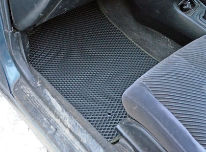 Ворсовые коврики на Toyota Sprinter Marino 1992 - 1997 в Мытищах