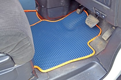 Коврики на Nissan Serena (C25) 2005 - 2010 в Мытищах
