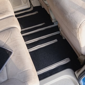 Коврики на Nissan Serena (C25) 2005 - 2010 в Мытищах