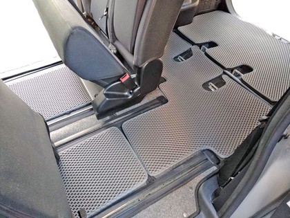 Ворсовые коврики на Toyota Voxy (R80) 2014 - 2021 в Мытищах
