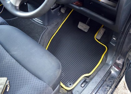 Коврики на Honda Mobilio Spike 2002 - 2008 в Мытищах