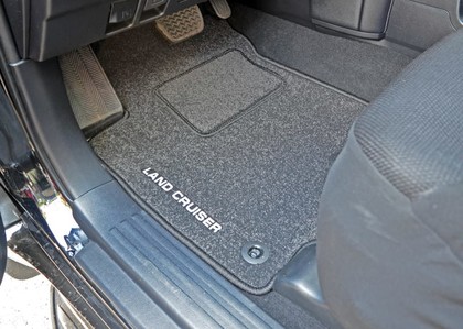 Ворсовые коврики на Toyota Land Cruiser Prado 150 2009 - 2023 в Мытищах