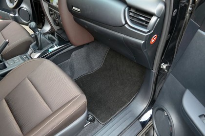 Ворсовые коврики на Toyota Fortuner II 2015 - 2025 в Мытищах
