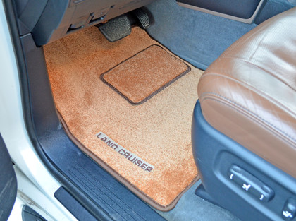 Коврики на Toyota Land Cruiser 200 2007 - 2021 в Мытищах