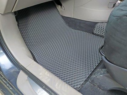 Коврики на Mitsubishi Grandis 2003 - 2009 в Мытищах