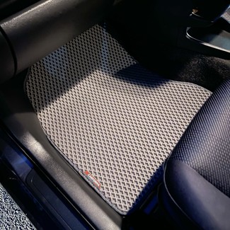 Коврики на Toyota Wish II 2009 - 2017 в Мытищах
