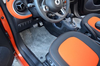 Ворсовые коврики на Smart Fortwo (C453) 2014 - 2025 в Мытищах
