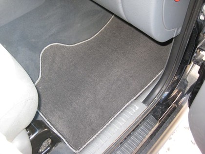 Коврики на Jeep Cherokee (KJ) 2001 - 2007 в Мытищах