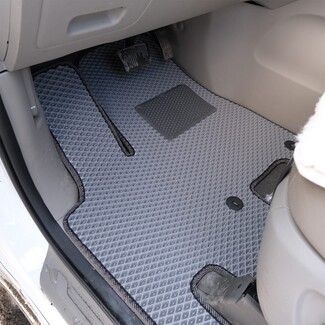 EVA коврики на KIA Carnival III 7 мест 2014 - 2021 в Мытищах EVA коврики на KIA Carnival III 7 мест 2014 - 2021 в Мытищах