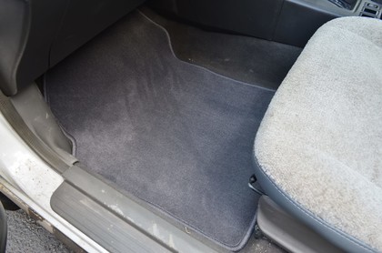 Ворсовые коврики на Nissan Avenir (W11) 1998 - 2005 в Мытищах
